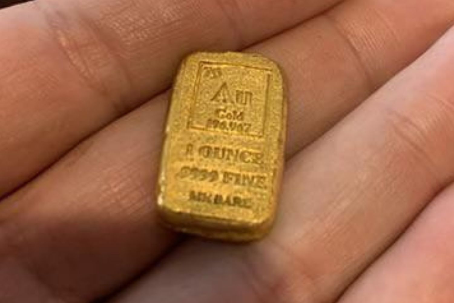 Tips for Identifying Real Gold When Buying Gold Bullion