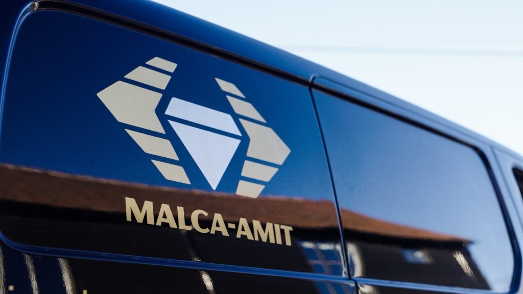 Buy Gold Bars in Africa Malca-Amit Gold Shipping